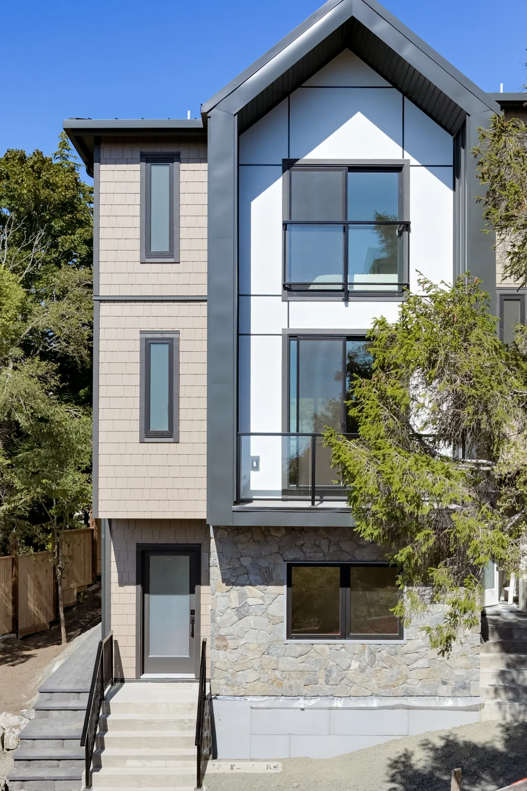 Shingle cladding and a window reveal, close up