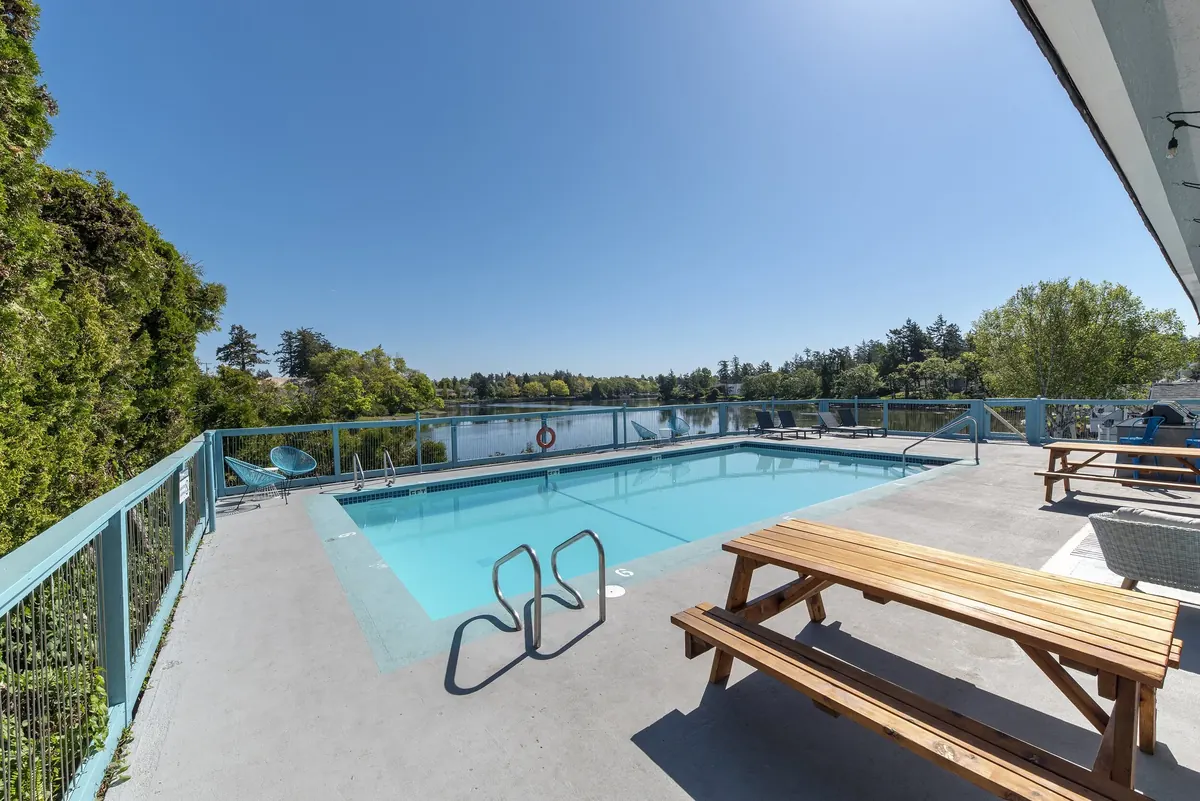 The pool deck and picnic table, the Gorge beyond